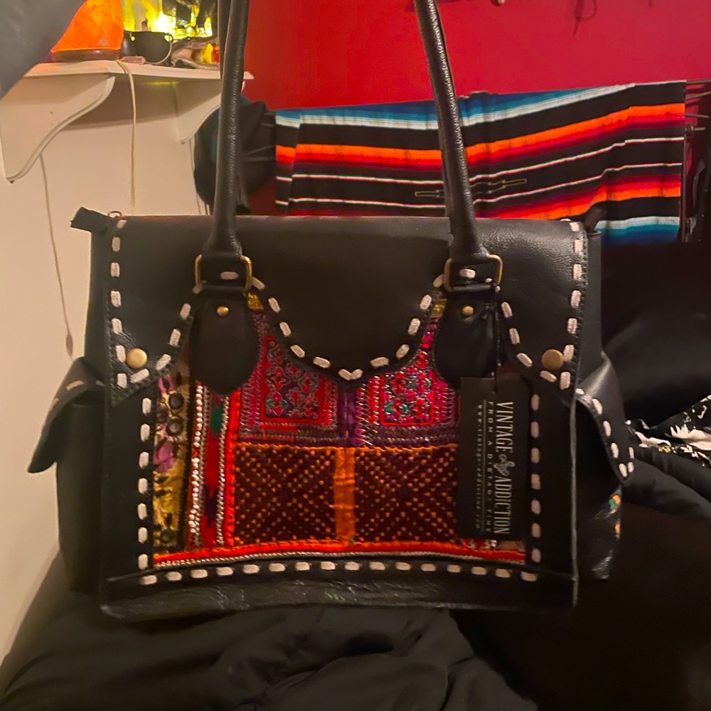 Vintage addiction purse